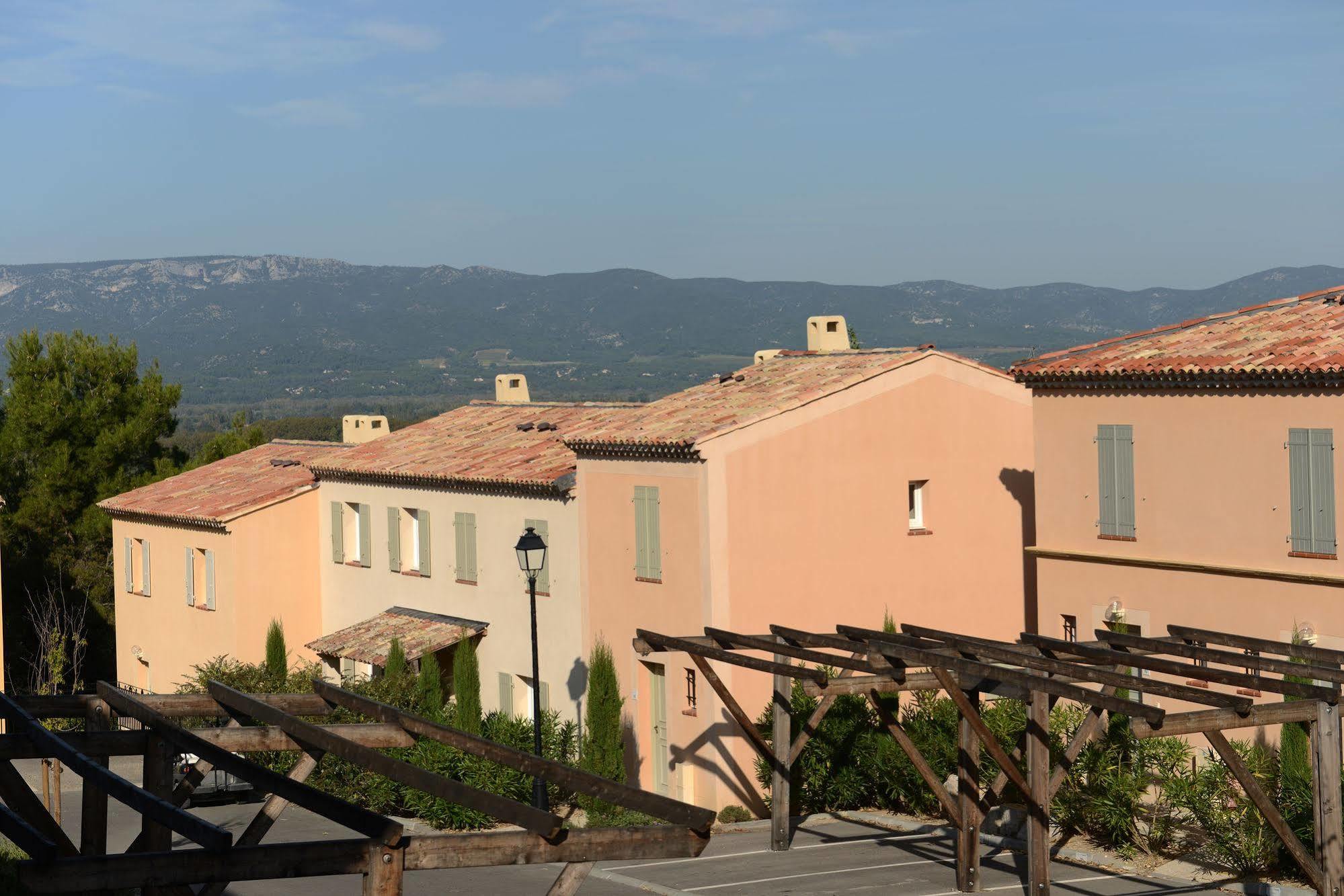 Residence Pierre & Vacances Les Coteaux De Pont-Royal Mallemort Exterior photo